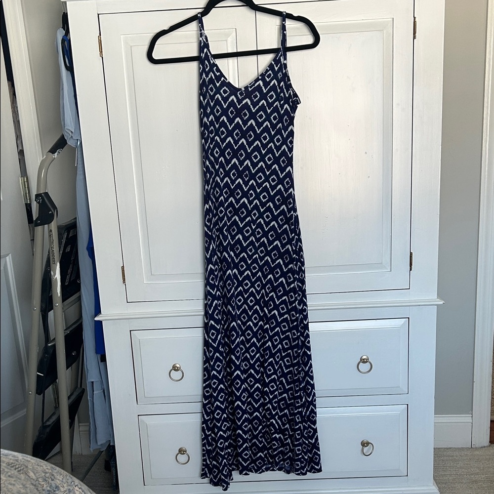 LOFT Navy and White Patterned Maxi Dress